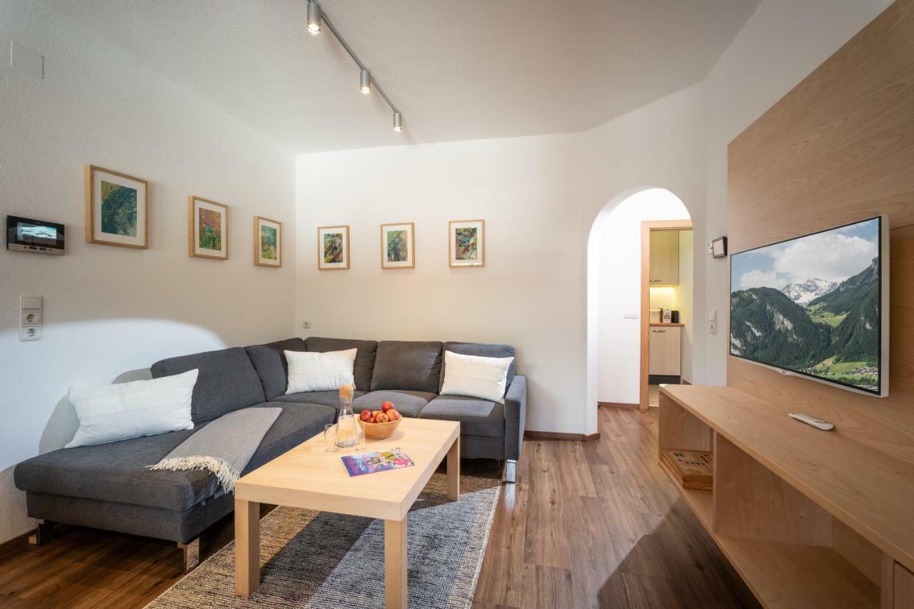 Monis Apartment Ramsau im Zillertal Exterior photo